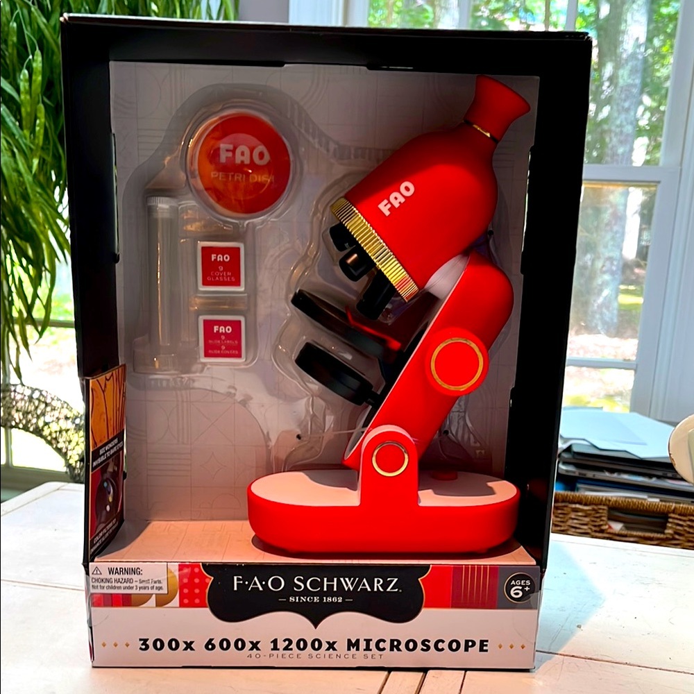FAO Schwarz Kids' Microscope Set 40pc